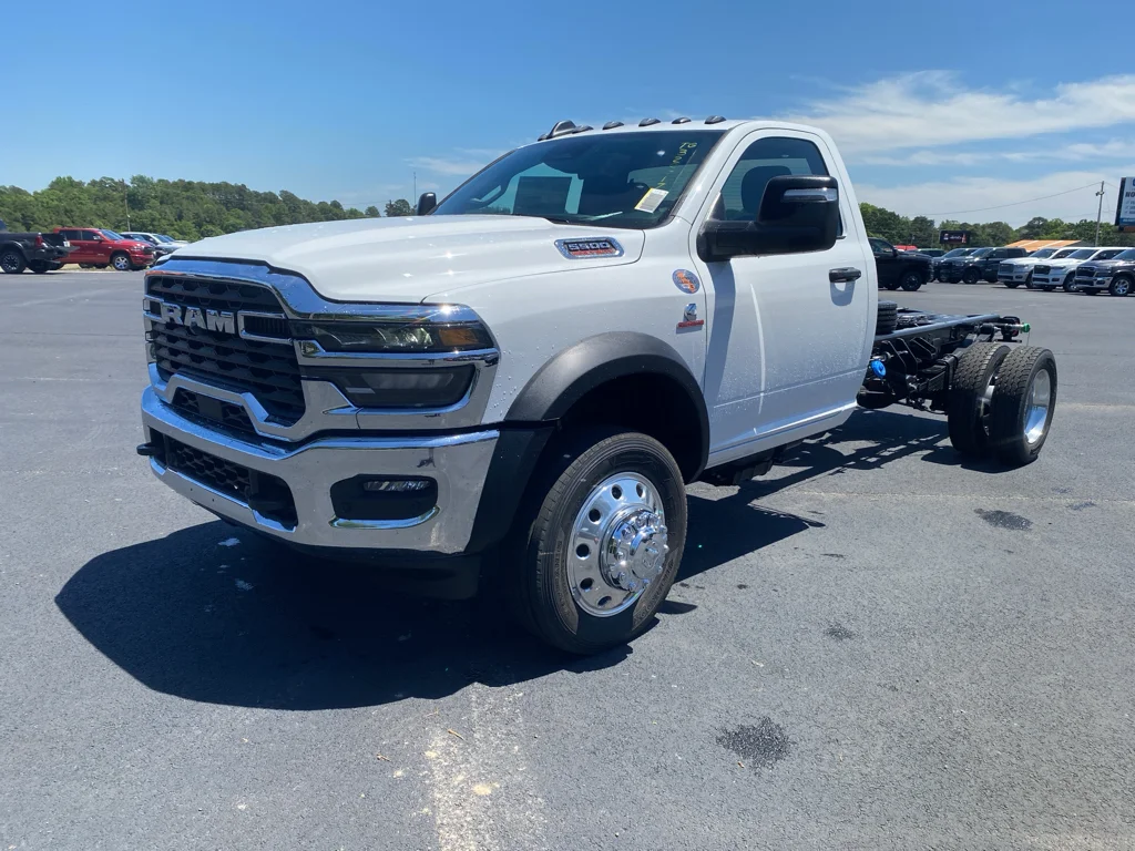 2026 RAM 5500 Tradesman 4X4 Reg Cab LWB DRW 169" WB's photo