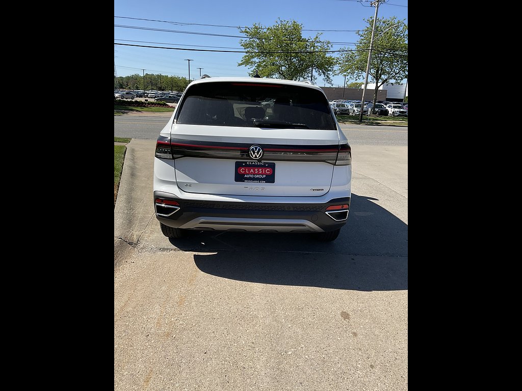 New 2026 Pure White Volkswagen SE 4Motion image 4