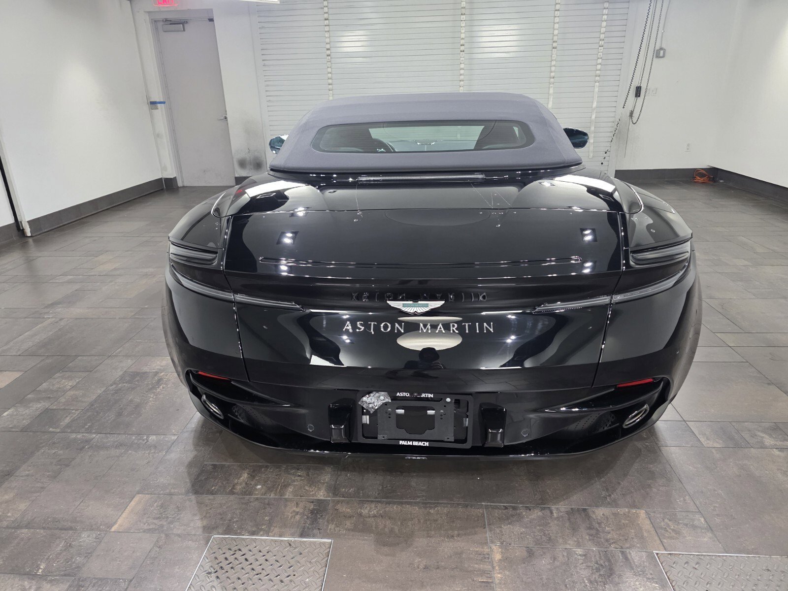 2026 Aston Martin DB12 Base - Photo 26