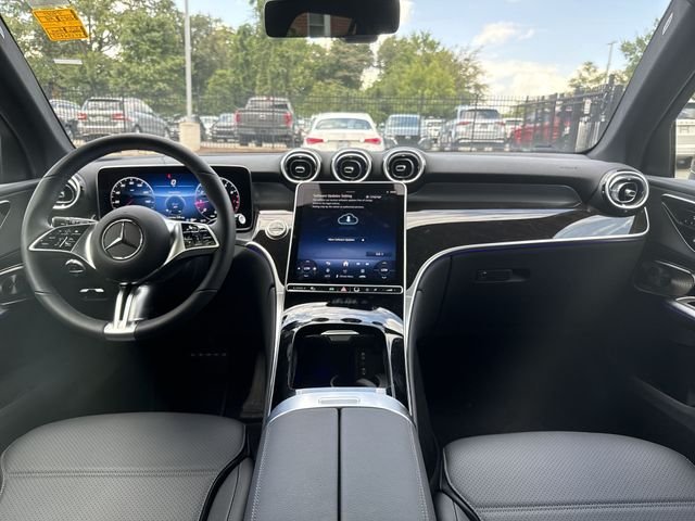 New 2027 Black Mercedes-Benz GLC 300 image 17