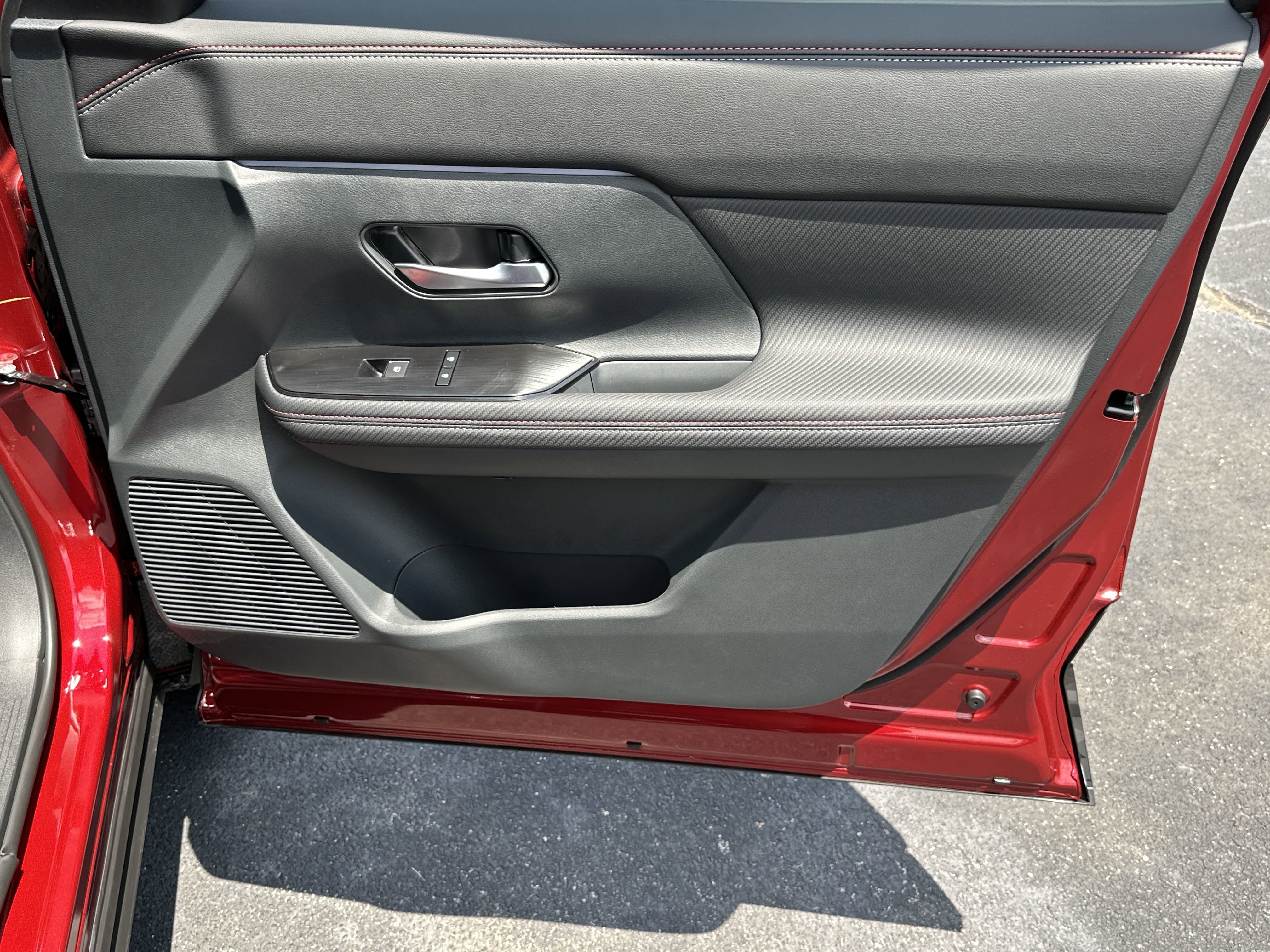 2025 Nissan Kicks SR - Photo 15