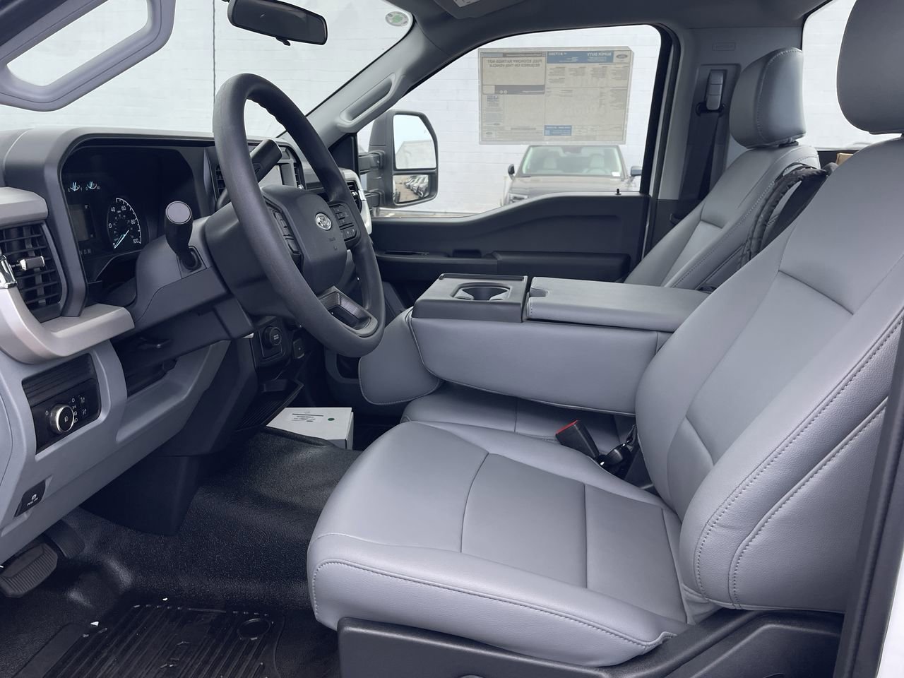 2025 Ford F-450 Super Duty Chassis Cab XL - Photo 17
