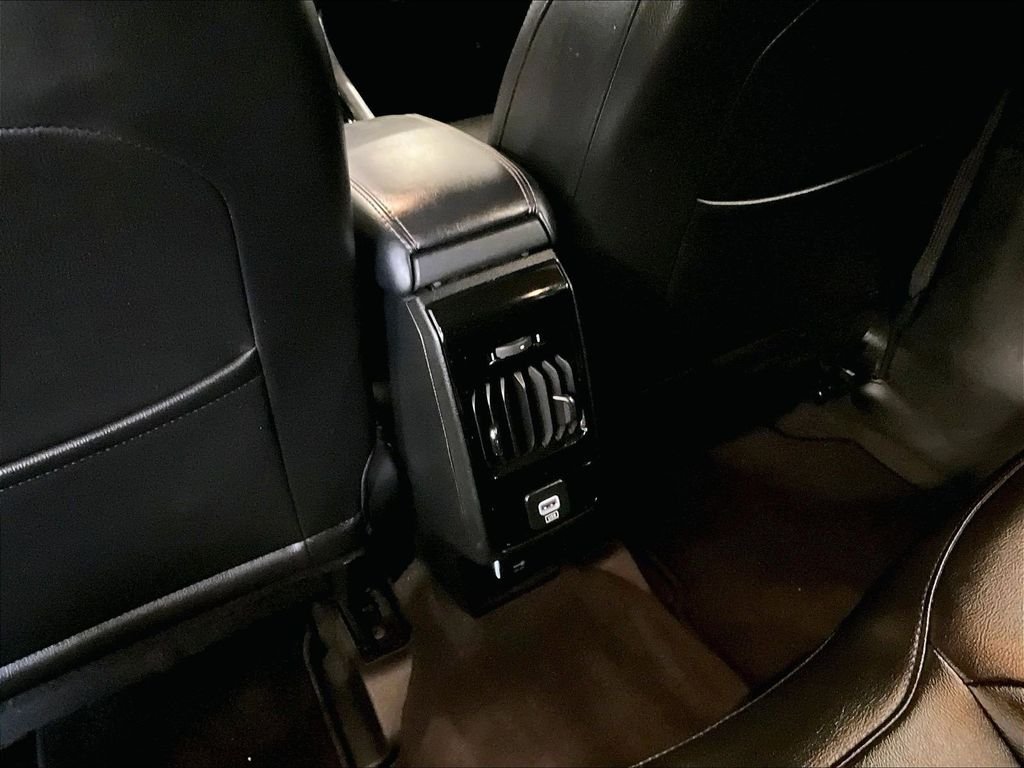 Used 2022 Black Jeep Limited image 29
