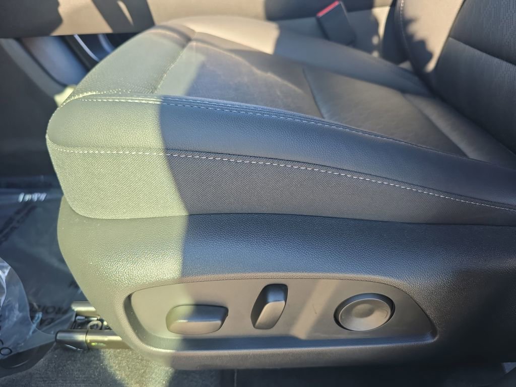 2026 Chevrolet Equinox LT - Photo 30