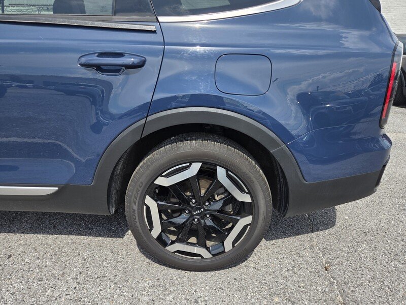 Used 2024 Black Kia EX image 25