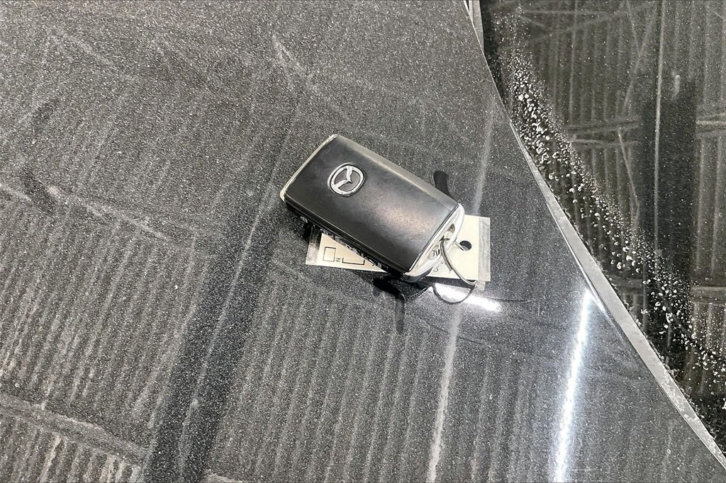 2023 MAZDA MAZDA3 - Image 10