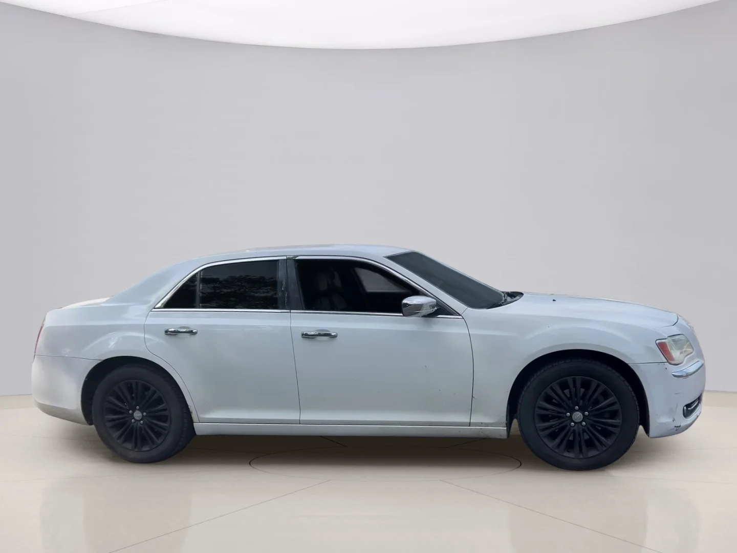 Used 2014 White Chrysler C AWD image 6
