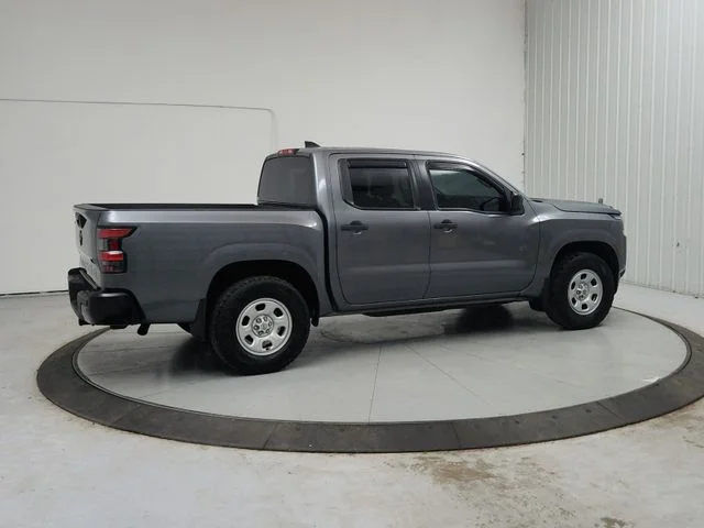 Used 2022 Gray Nissan S image 8