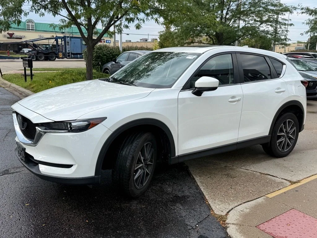 Used 2018 White Mazda Touring image 3