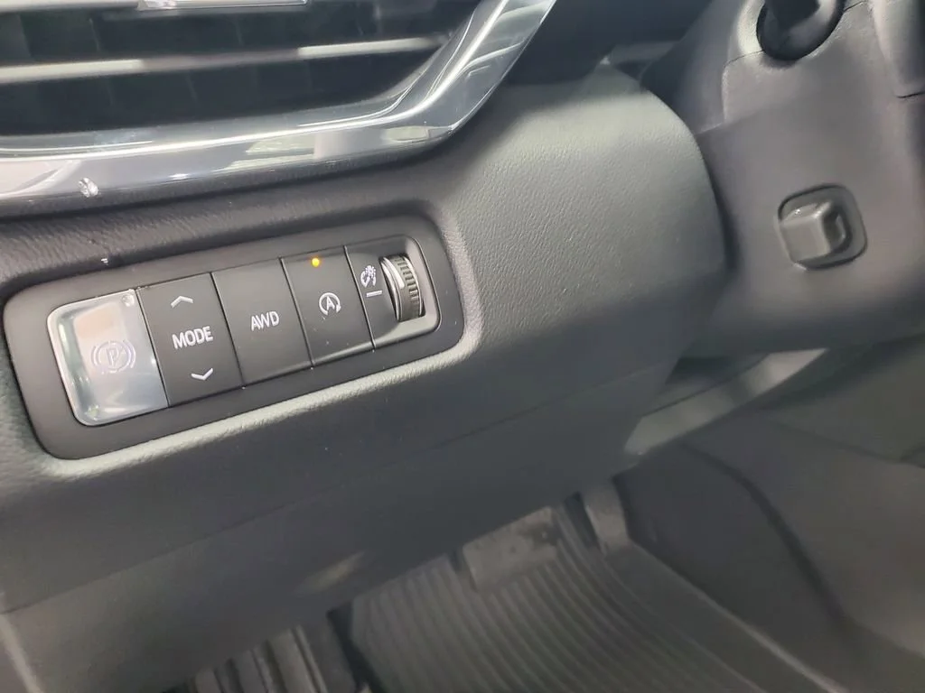 2026 GMC Acadia Denali - Photo 14