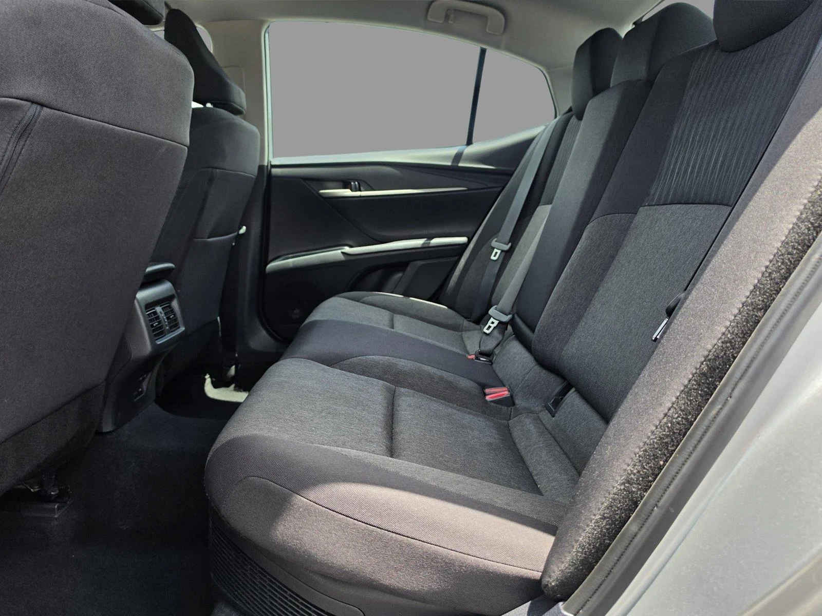 Used 2025 Celestial Silver Metallic Toyota LE image 25