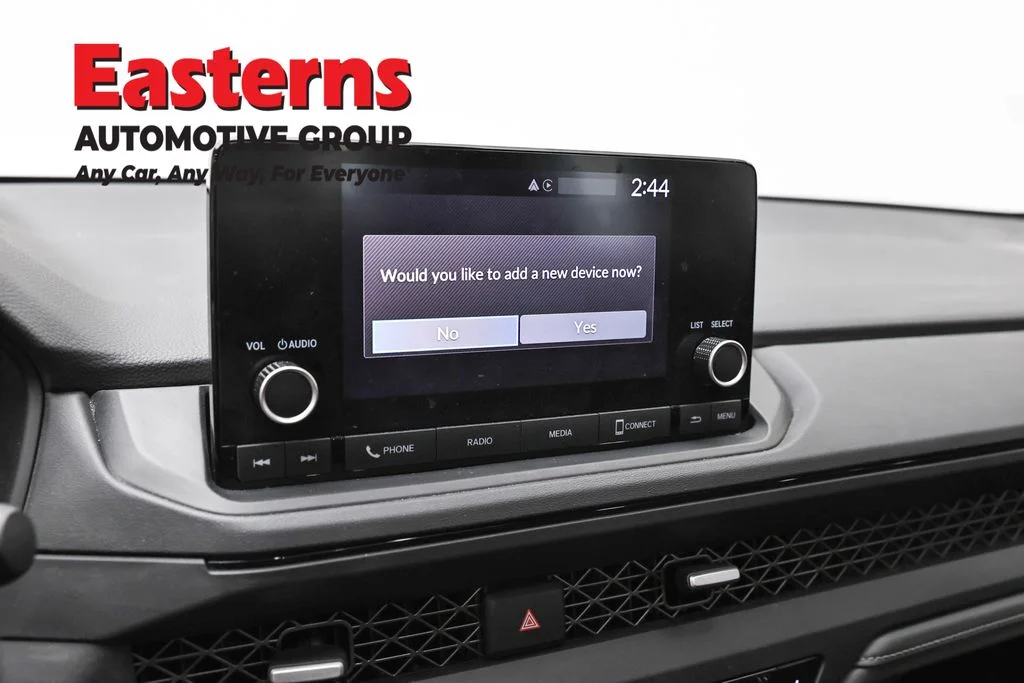 Used 2025 Gray Honda SE image 18