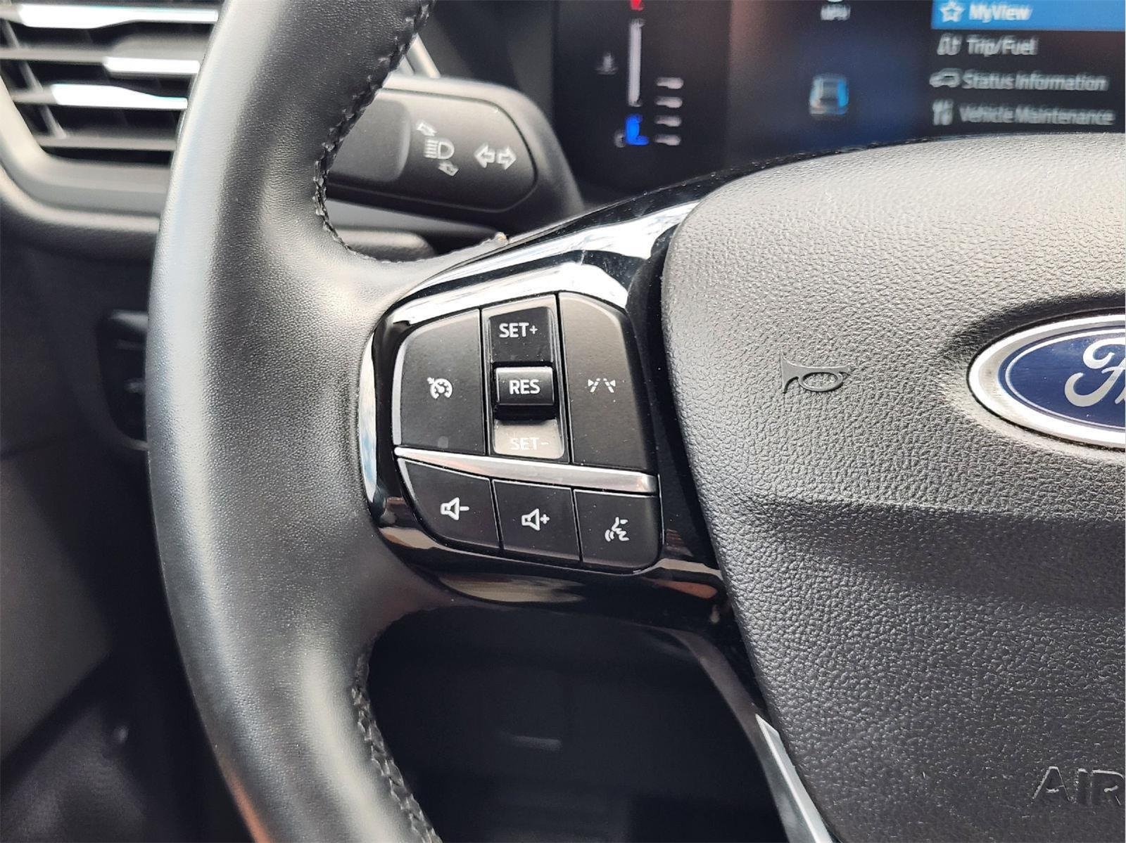 Used 2024 Agate Black Ford Active image 28