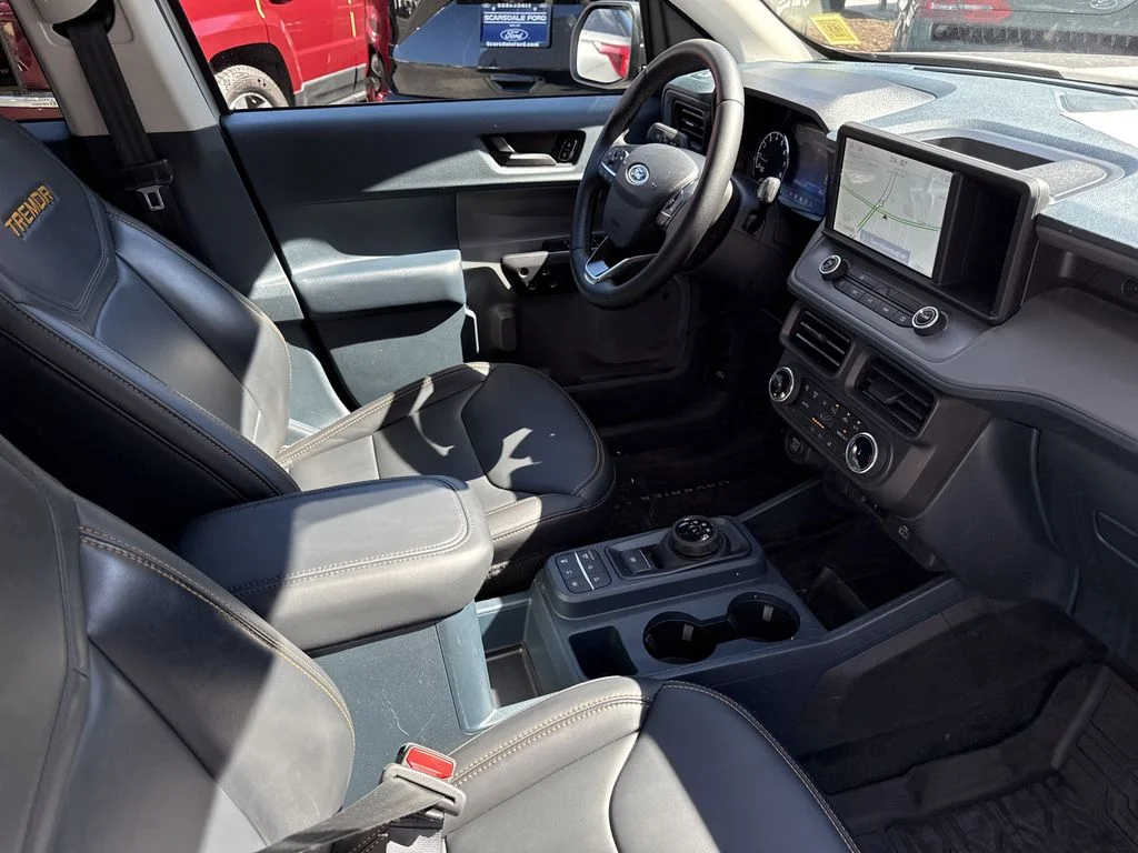 Used 2023 White Ford Lariat image 30