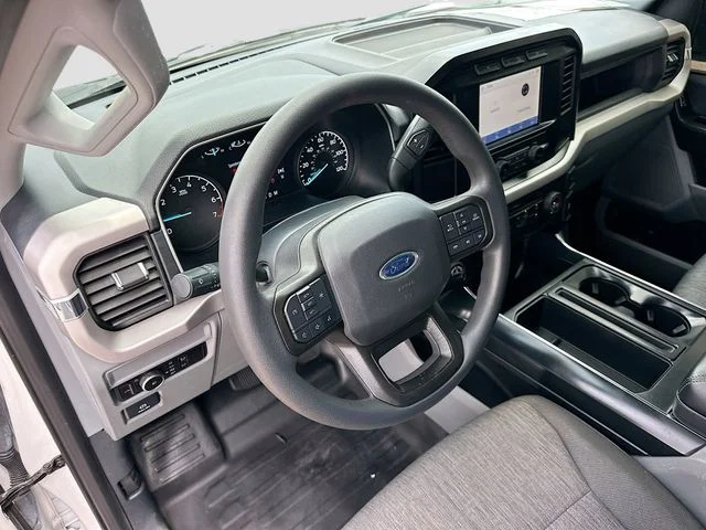 Used 2023 White Ford XL image 9