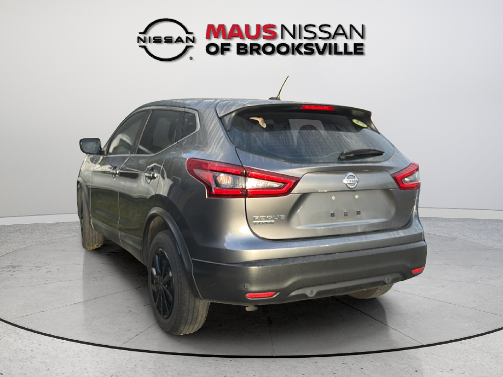 Used 2020 Gray Nissan S image 8