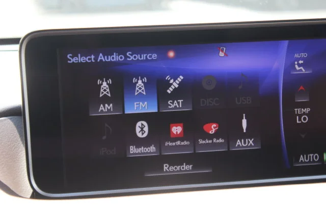Used 2019 Silver Lexus 350L image 6