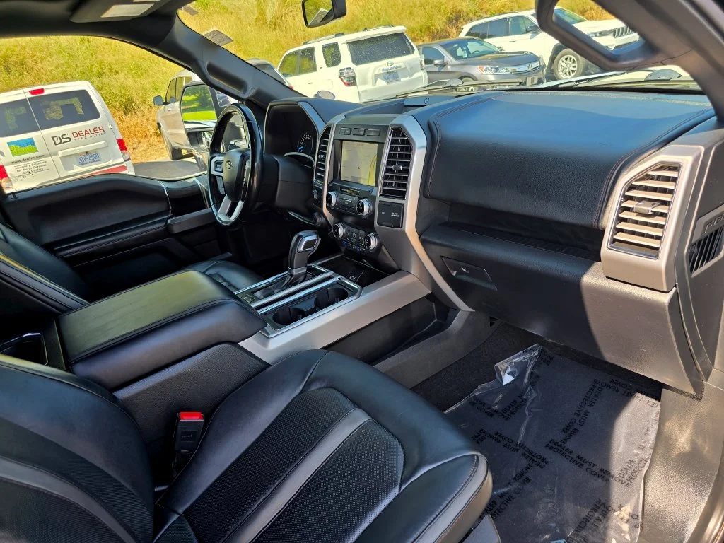 Used 2020 Black Ford Platinum image 32