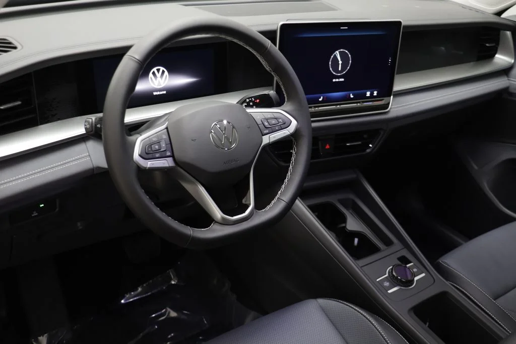 New 2026 Silver Volkswagen 2.0T SE image 7