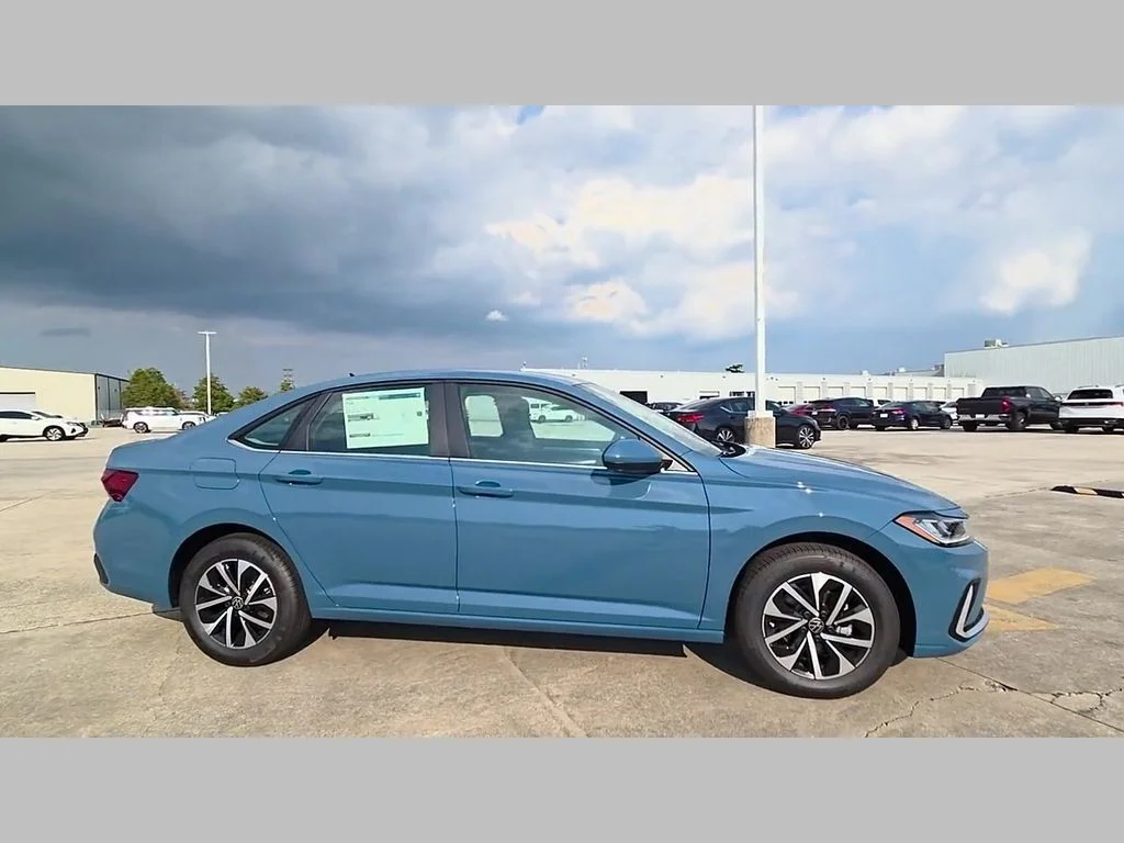 New 2026 Blue Volkswagen 1.5T S image 30