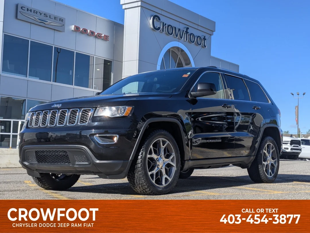 Used 2018 Black Jeep Laredo - - 4x4 - 3.6L Pentastar V6 - Quadra-Trac I 4x4 - Keyless Go - ParkView & ParkSense & More! image 1