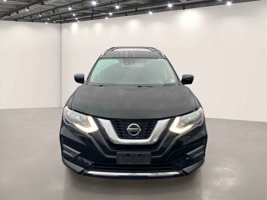 Used 2019 Nissan Rogue SV with VIN JN8AT2MV4KW381451 for sale in West Seneca, NY