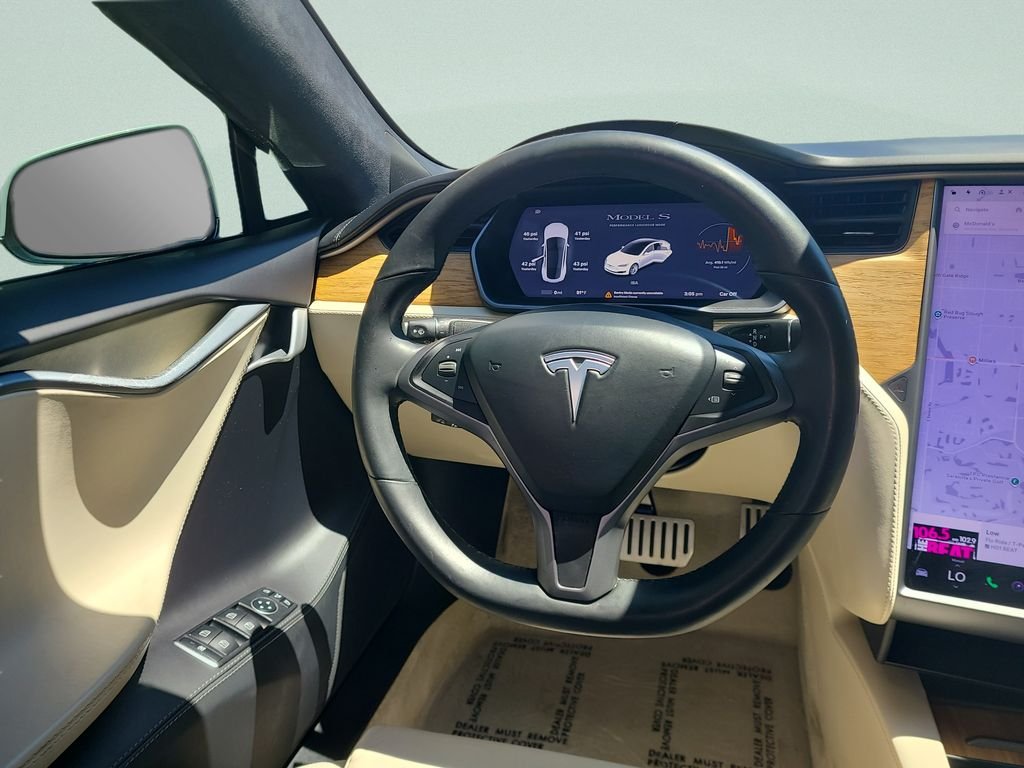 Used 2019  Tesla Performance image 12