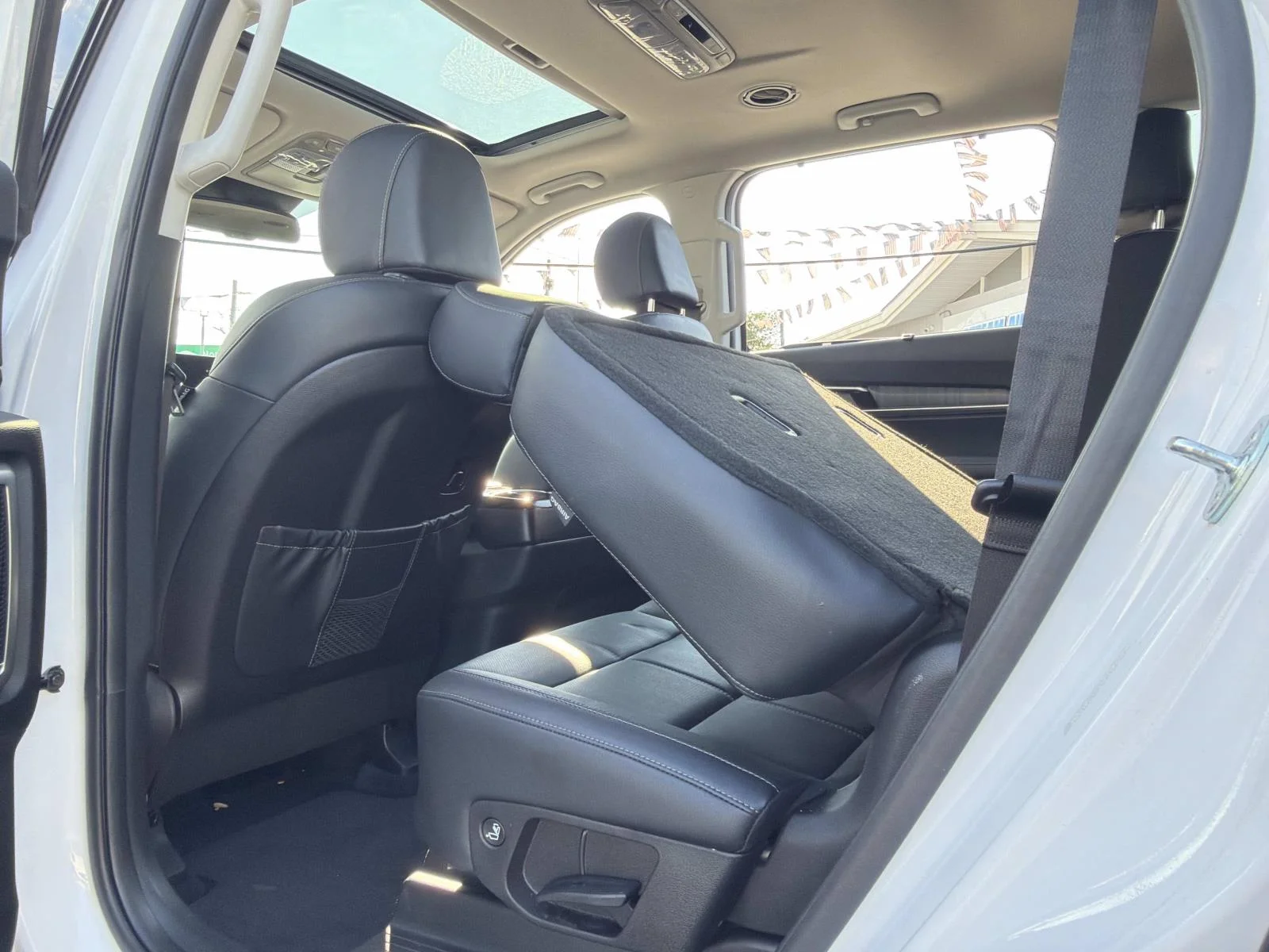 Used 2024 White Kia EX image 14
