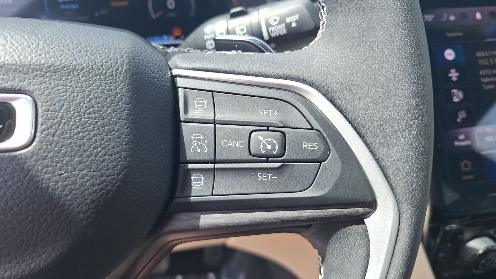 Certified Used 2023 White Jeep Limited image 22