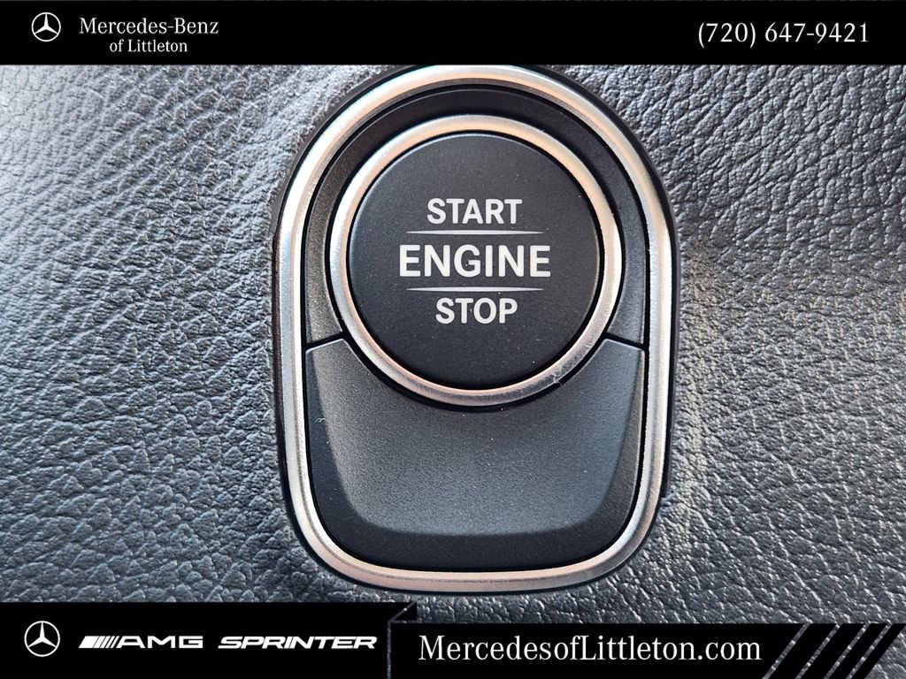 New 2026 Arctic+White Mercedes-Benz Cargo 144 WB image 20
