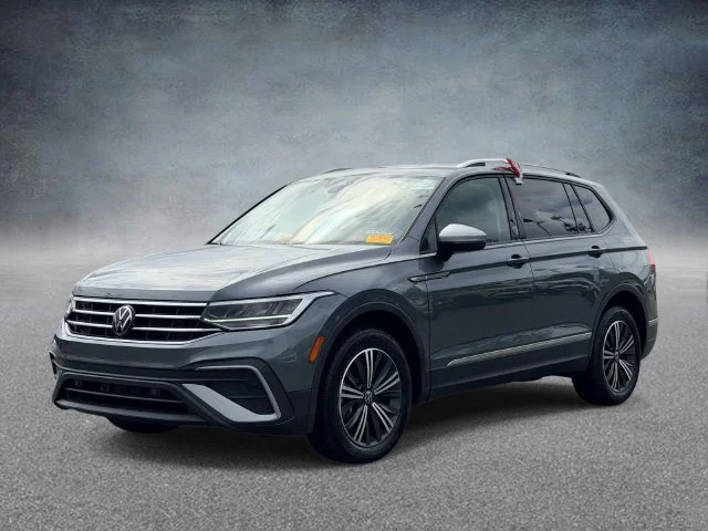 Used 2024  Volkswagen 2.0T Wolfsburg Edition image 5