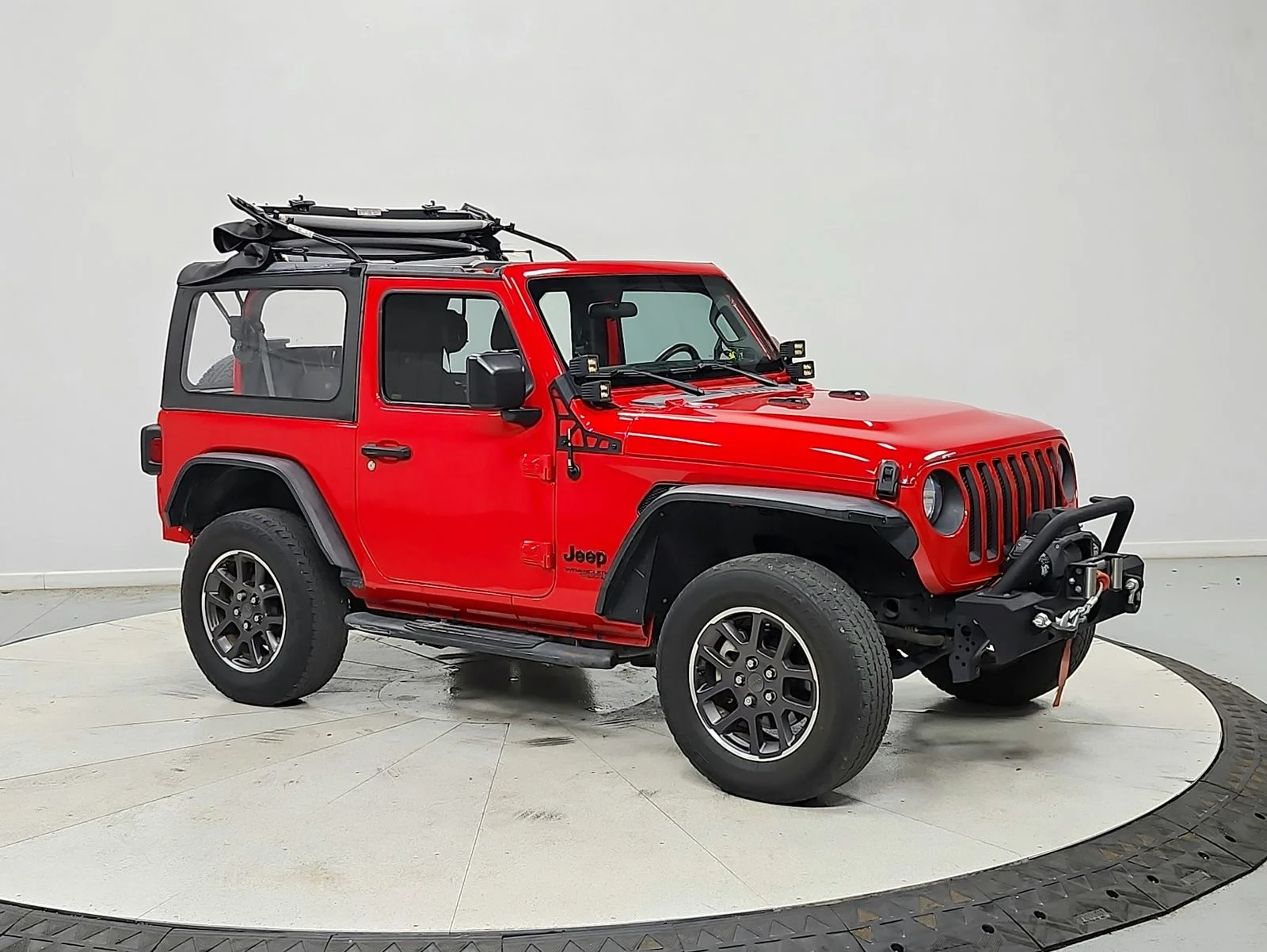 Used 2021 Red Jeep Sport image 10