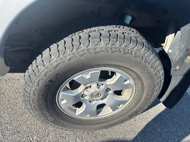 Used 2008 Silver Toyota PreRunner image 29