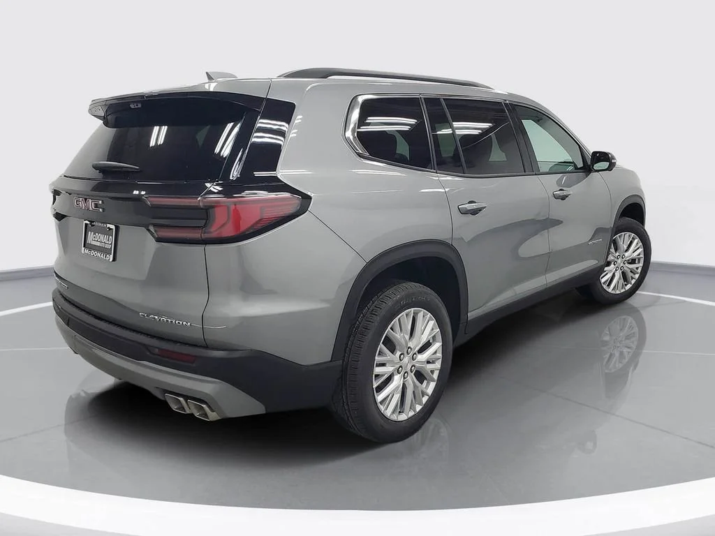New 2026 Sterling Metallic GMC Elevation image 3
