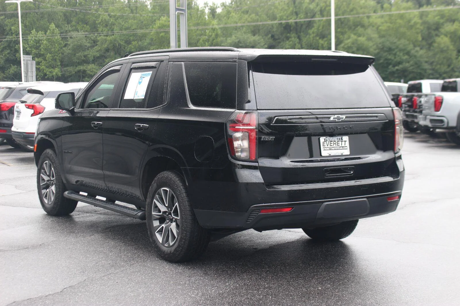 Used 2024 Black Chevrolet Z71 image 5