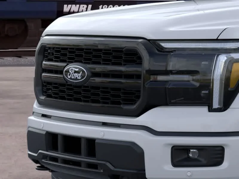 New 2026 Oxford White Ford Lariat® image 17