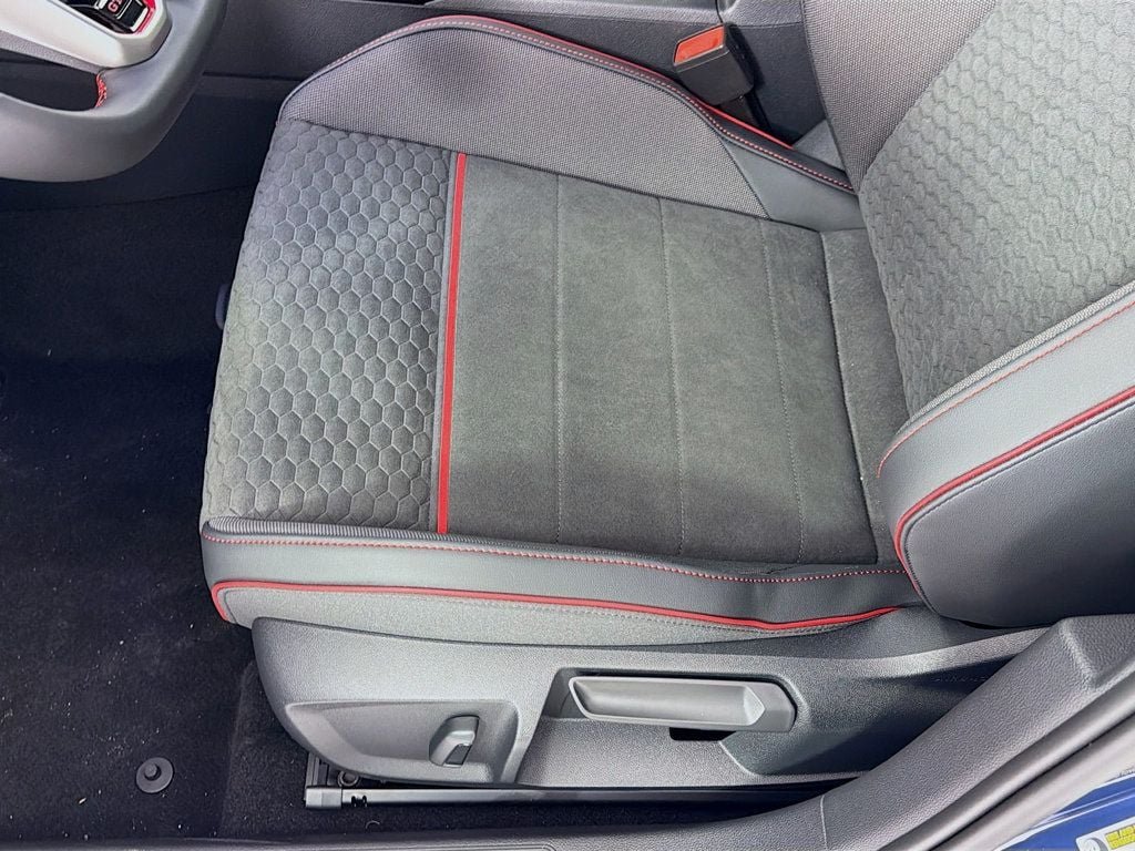 2026 Volkswagen Golf GTI SE - Photo 21