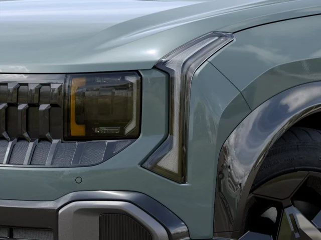 New 2027 Iceberg Green Kia X-Line S image 10