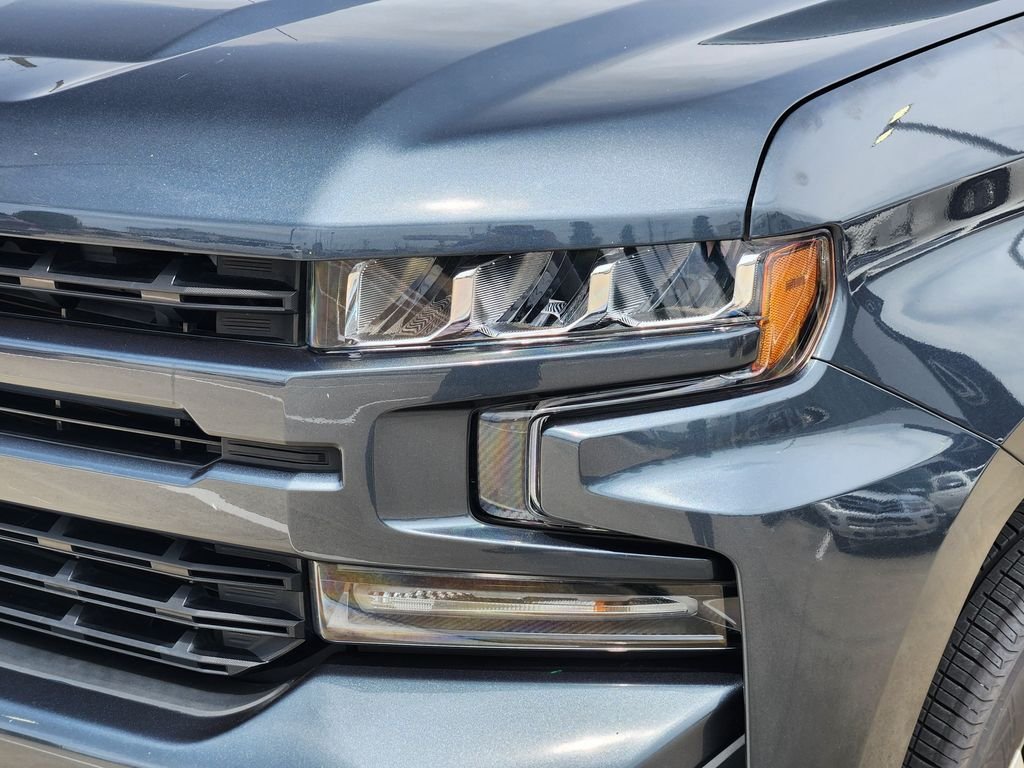 Used 2019 Shadow Gray Metallic Chevrolet RST image 9