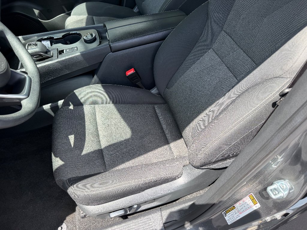 2024 Nissan Rogue SV - Photo 29