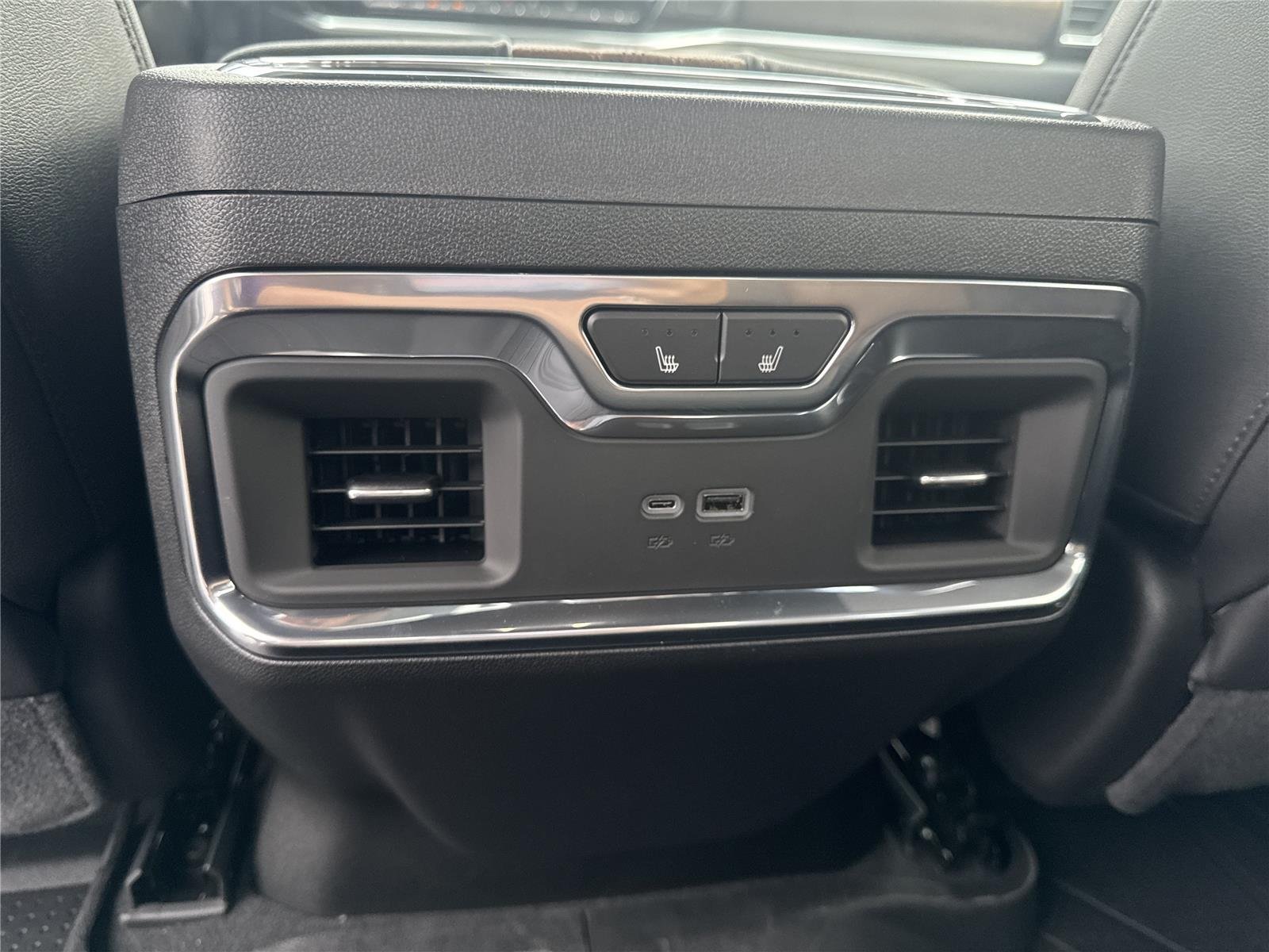 2026 Chevrolet Silverado 1500 High Country - Photo 33