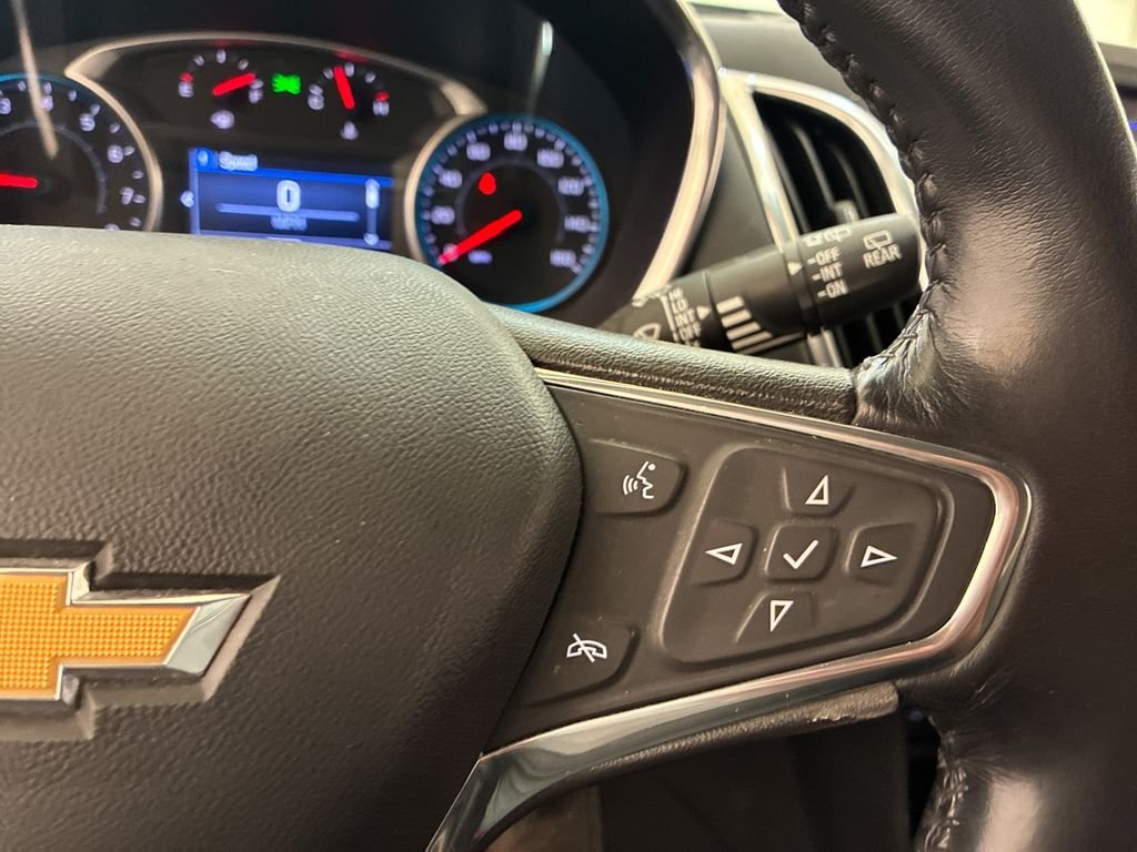 Used 2020 White Chevrolet LT image 22