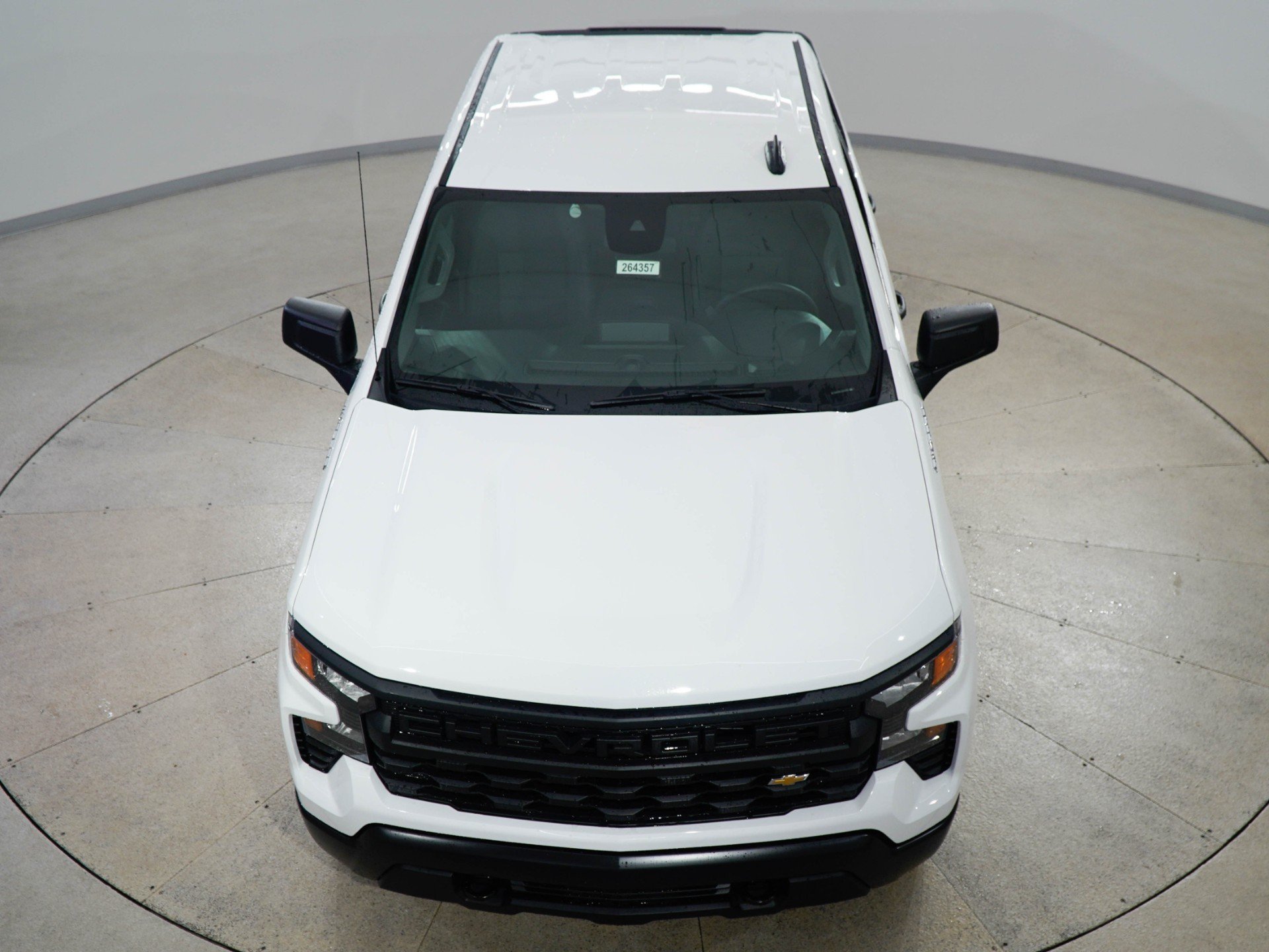 New 2026 Summit White Chevrolet WT image 58