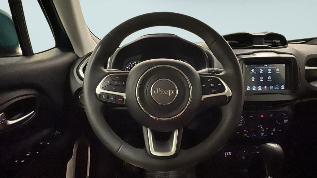 Used 2019 Green Jeep Latitude image 24
