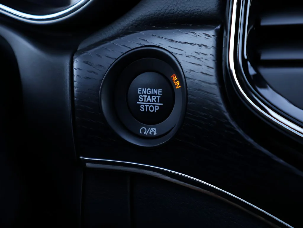 Used 2021 White Jeep High Altitude image 28