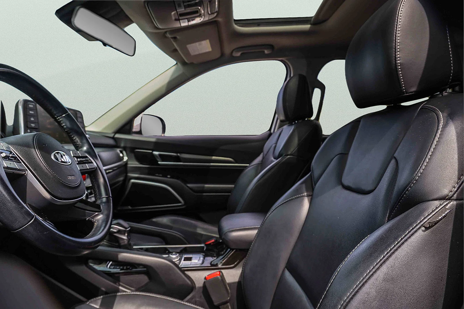 Certified Used 2020 Snow White Pearl Kia S image 9