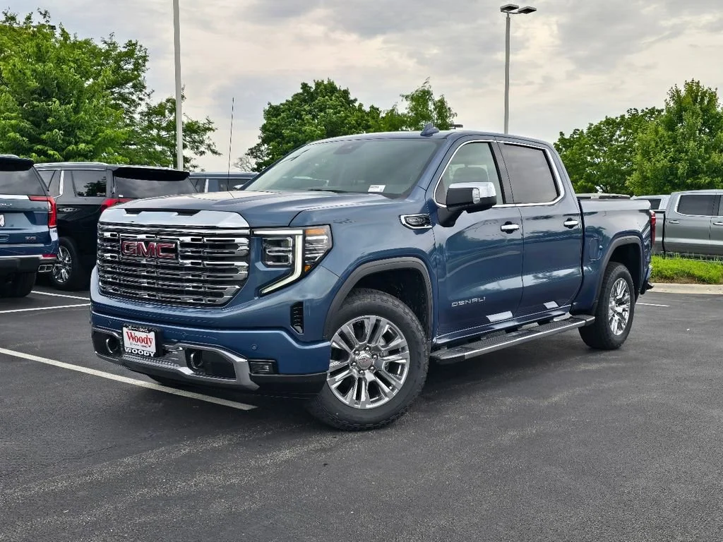 2026 GMC Sierra 1500 Denali - Photo 2