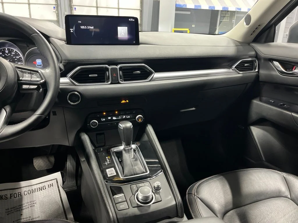 Used 2021 Snowflake White Pearl Mazda Touring image 22