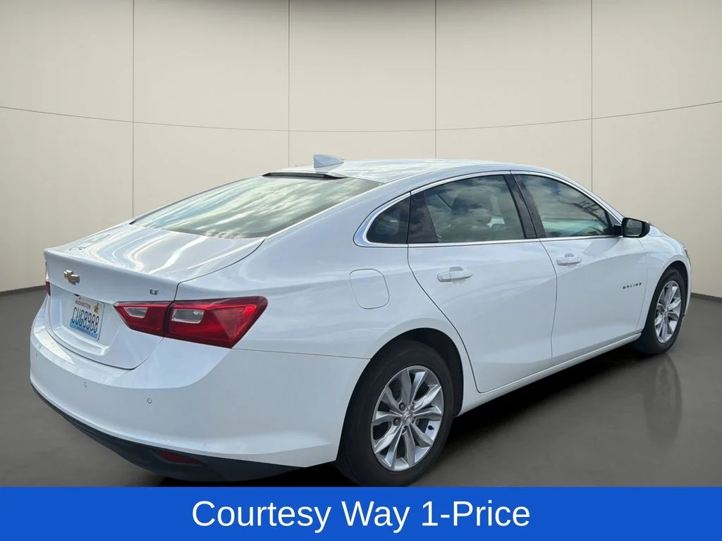 Used 2024 White Chevrolet LT image 9