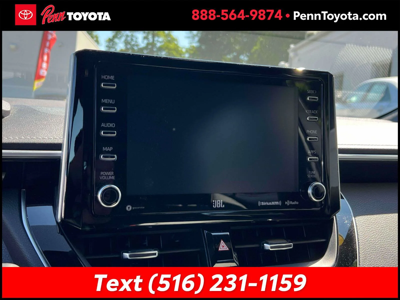 Used 2019 CLASSIC SILVER METALLIC Toyota XSE image 27